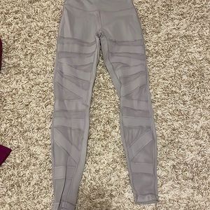 Lululemon chrome mesh wunder under 6